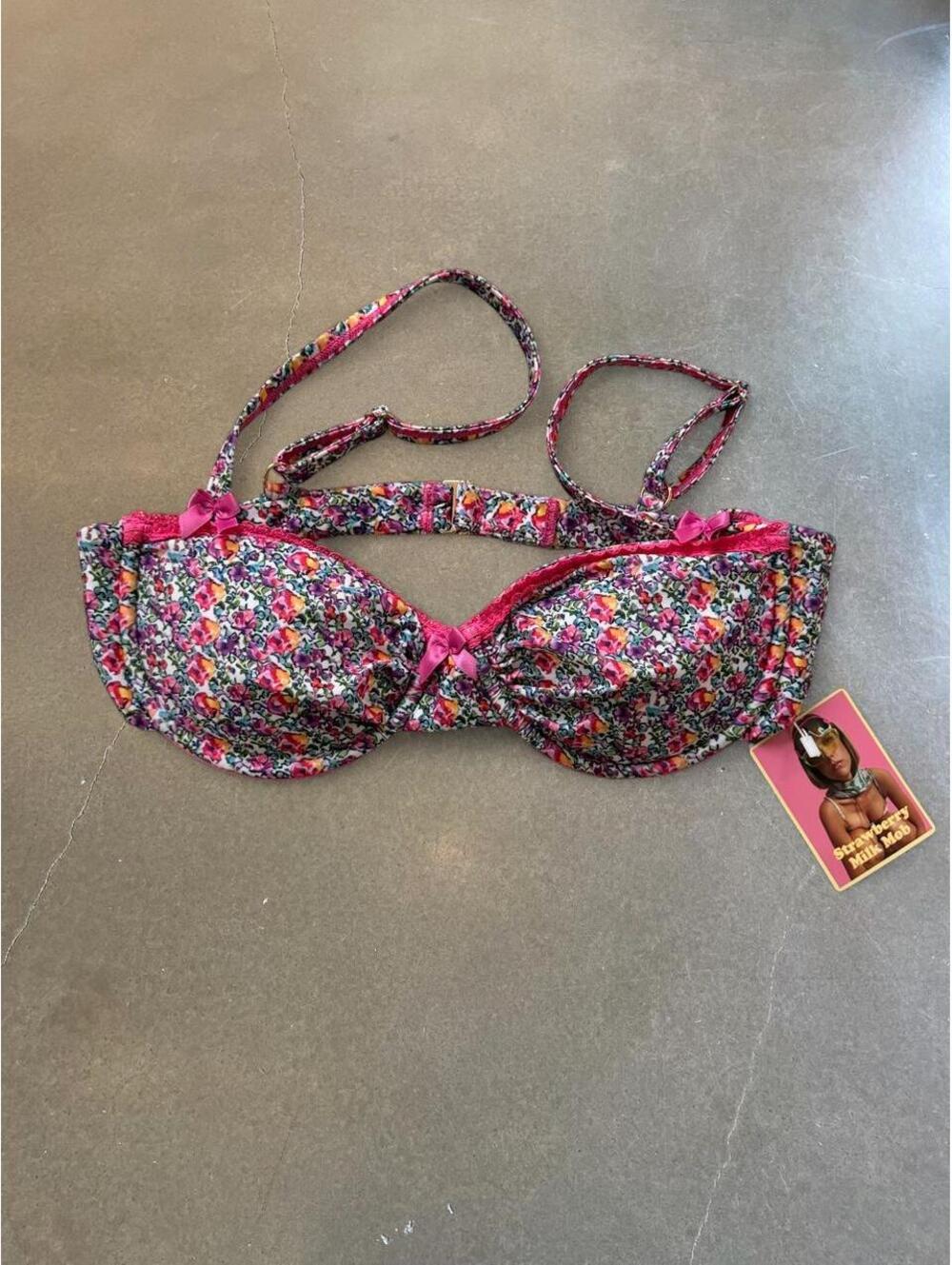 Strawberry Milk Mob Floral Bikini Top | Women’s Size M